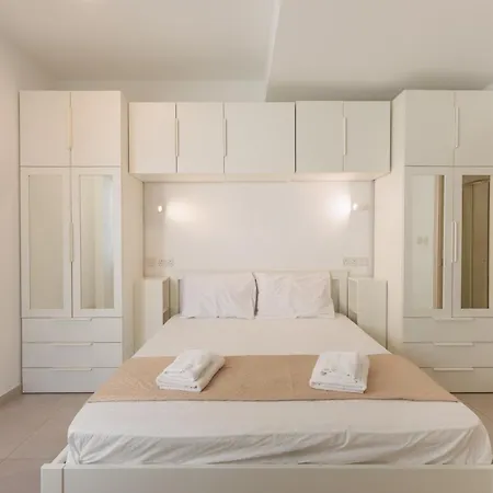2br In Swieqi Near St Julians By Quicktrips דירה *